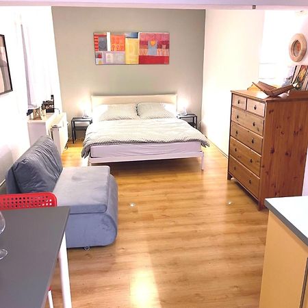 Charming Studio In The Old Town Apartamento Bratislava Exterior foto