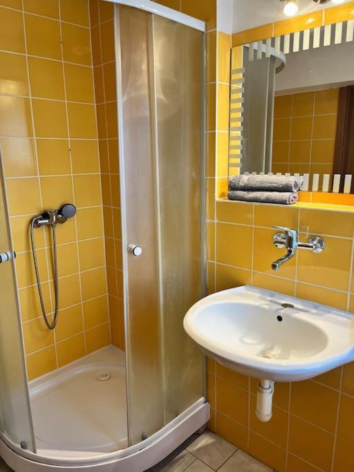 Charming Studio In The Old Town Apartamento Bratislava Exterior foto